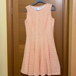Beautiful dress without sleeves  New without tag